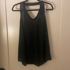 Nike black yoga tank top size Large flowy with open back NWT